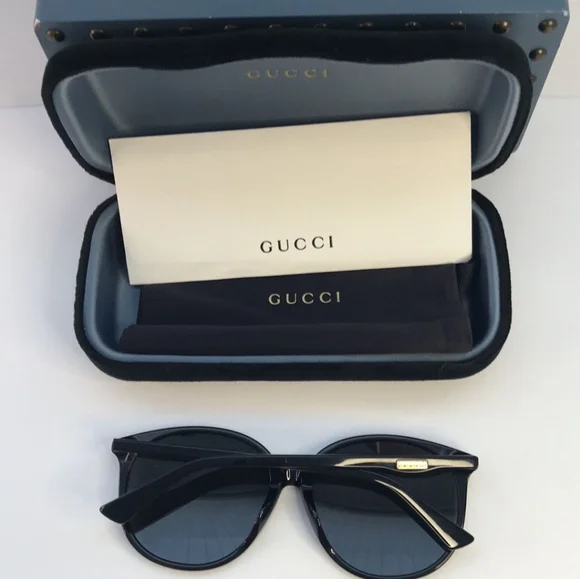 ? - New trendy Original Gucci GG0261SA 001 Black Round  display picture 2